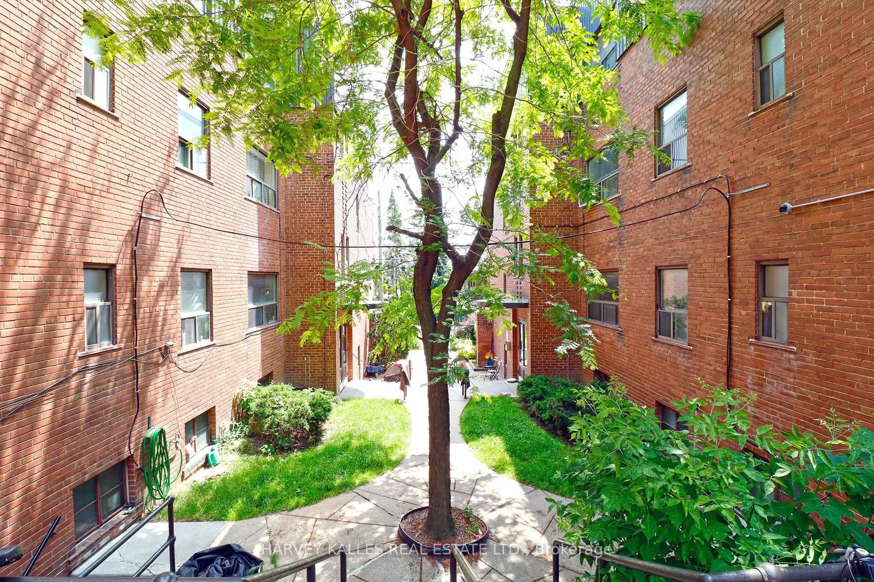 36 Rosecliffe Avenue Unit 9 photo 1