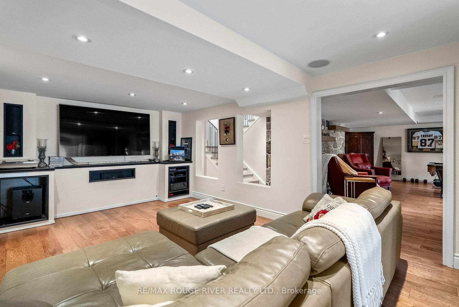6 Ambleside Drive photo 34