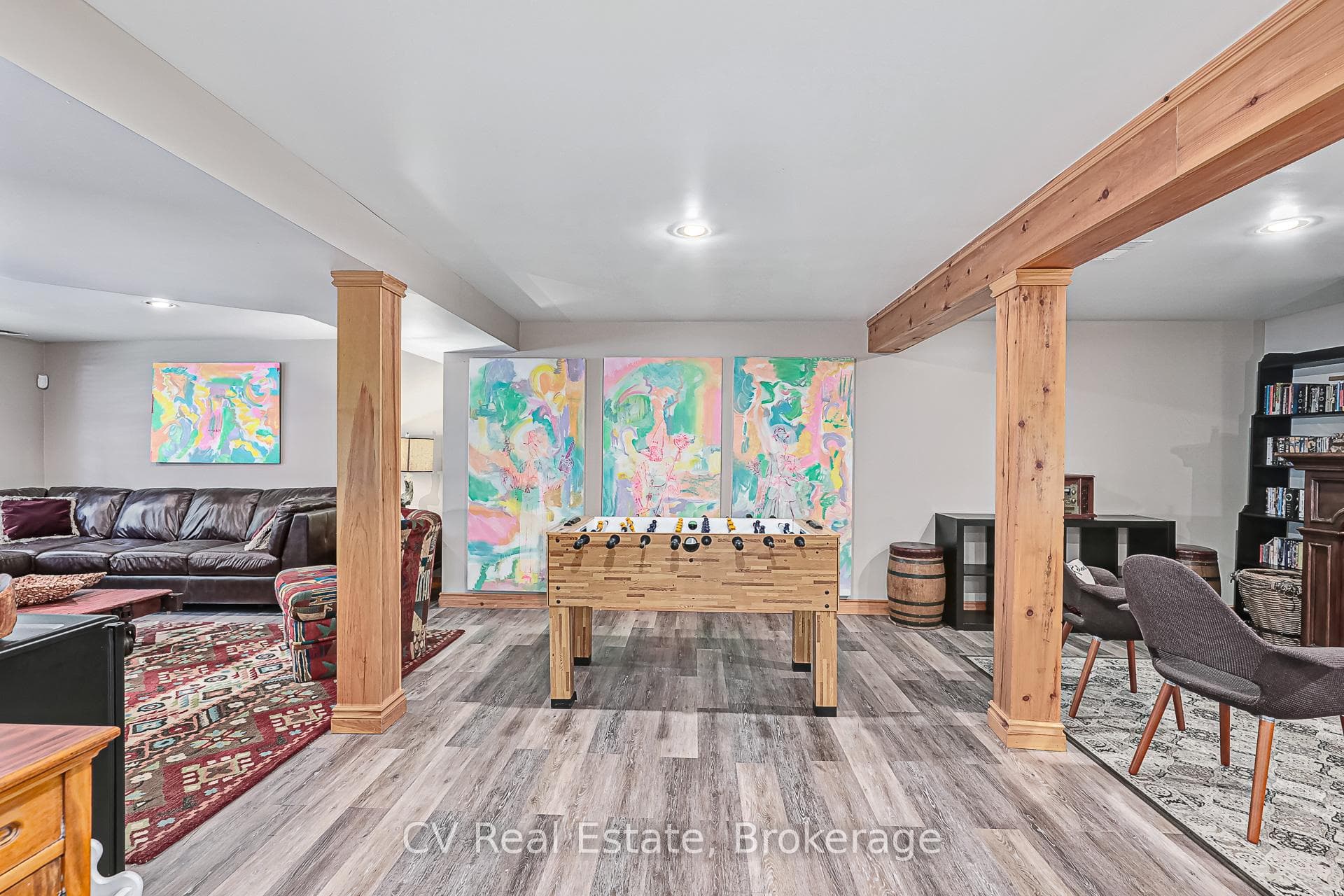 108 Cortina Crescent photo 38