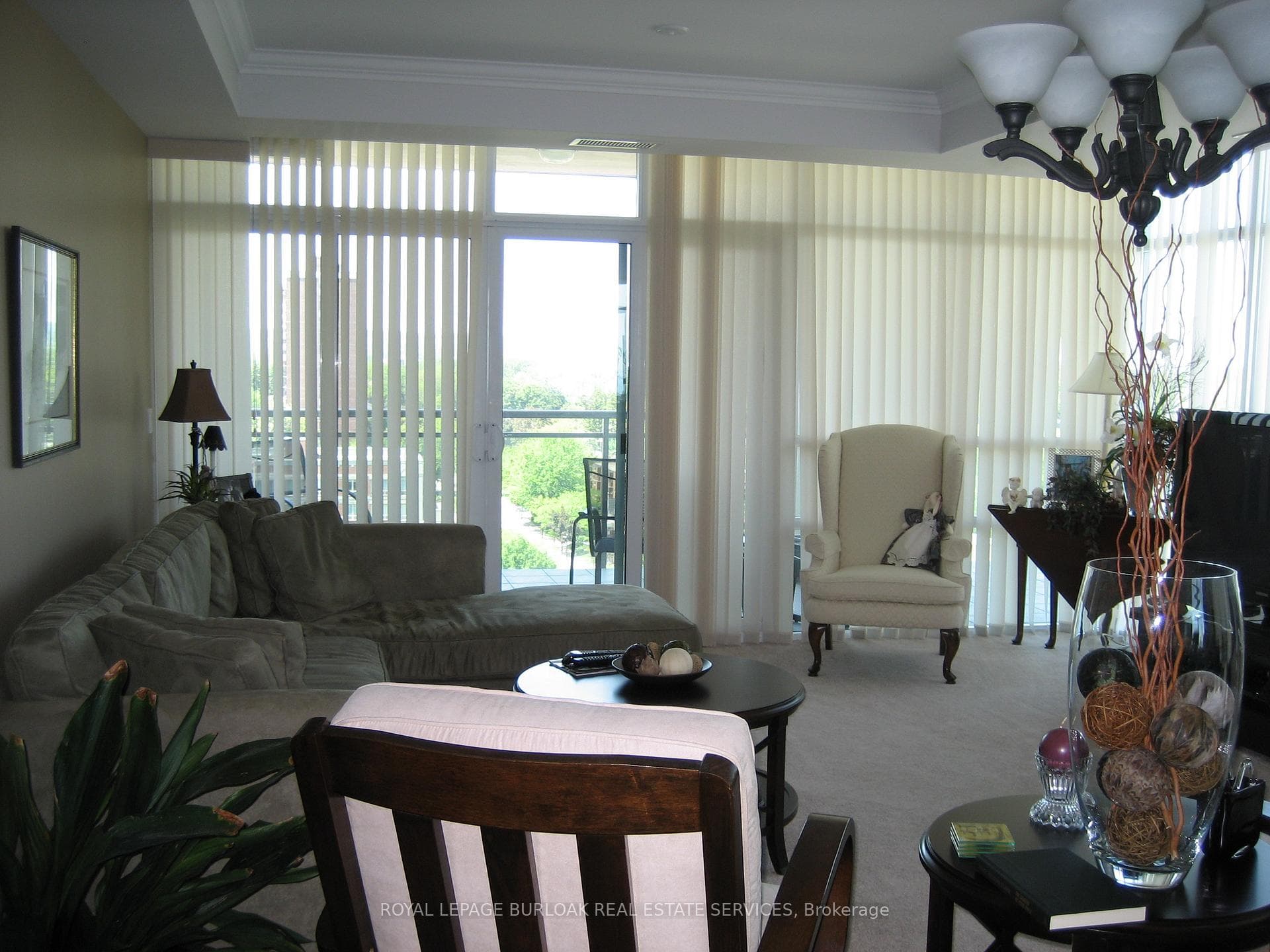 360 Pearl Street Unit 1001 photo 2