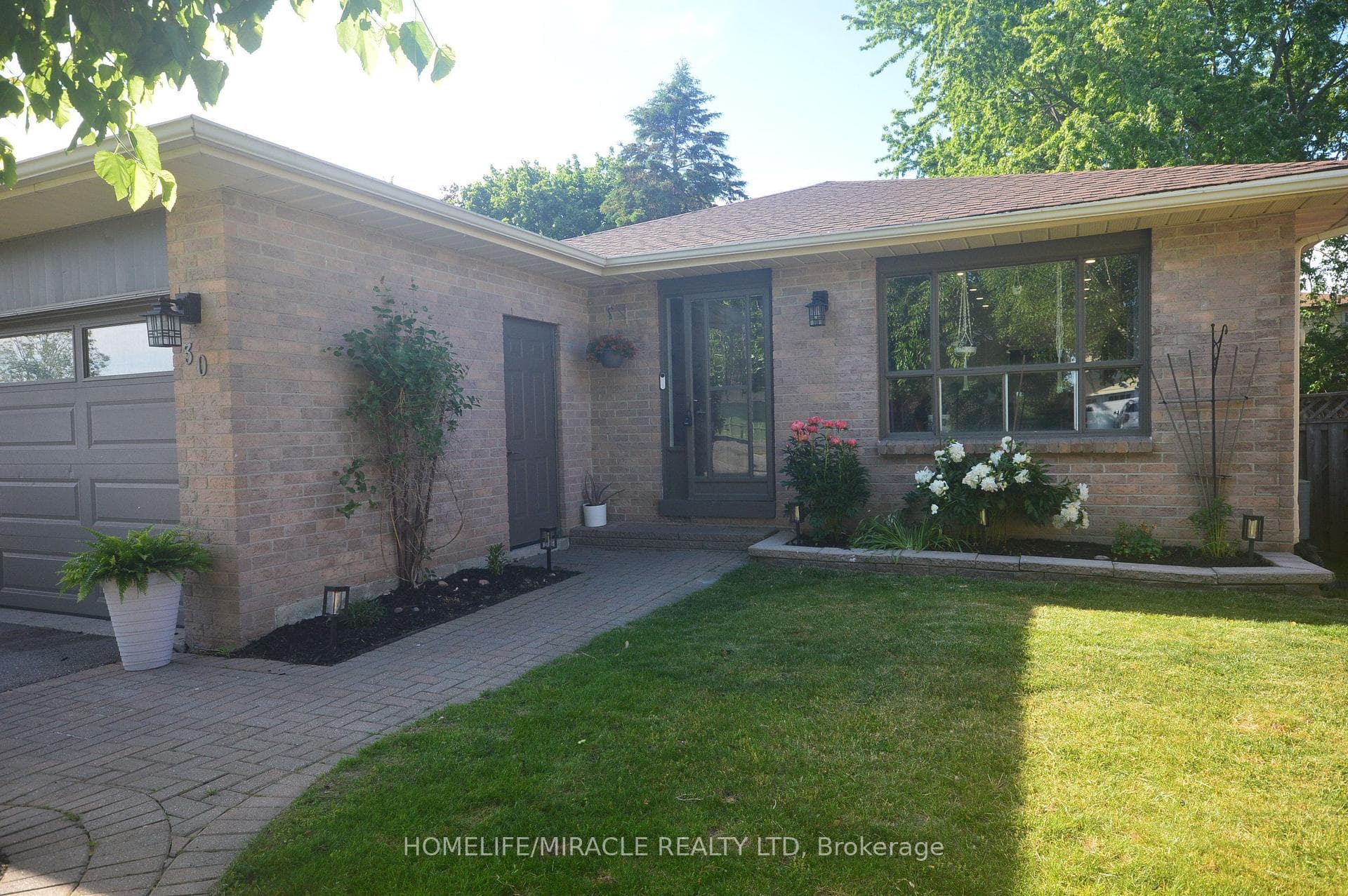 30 Northgate Drive photo 2