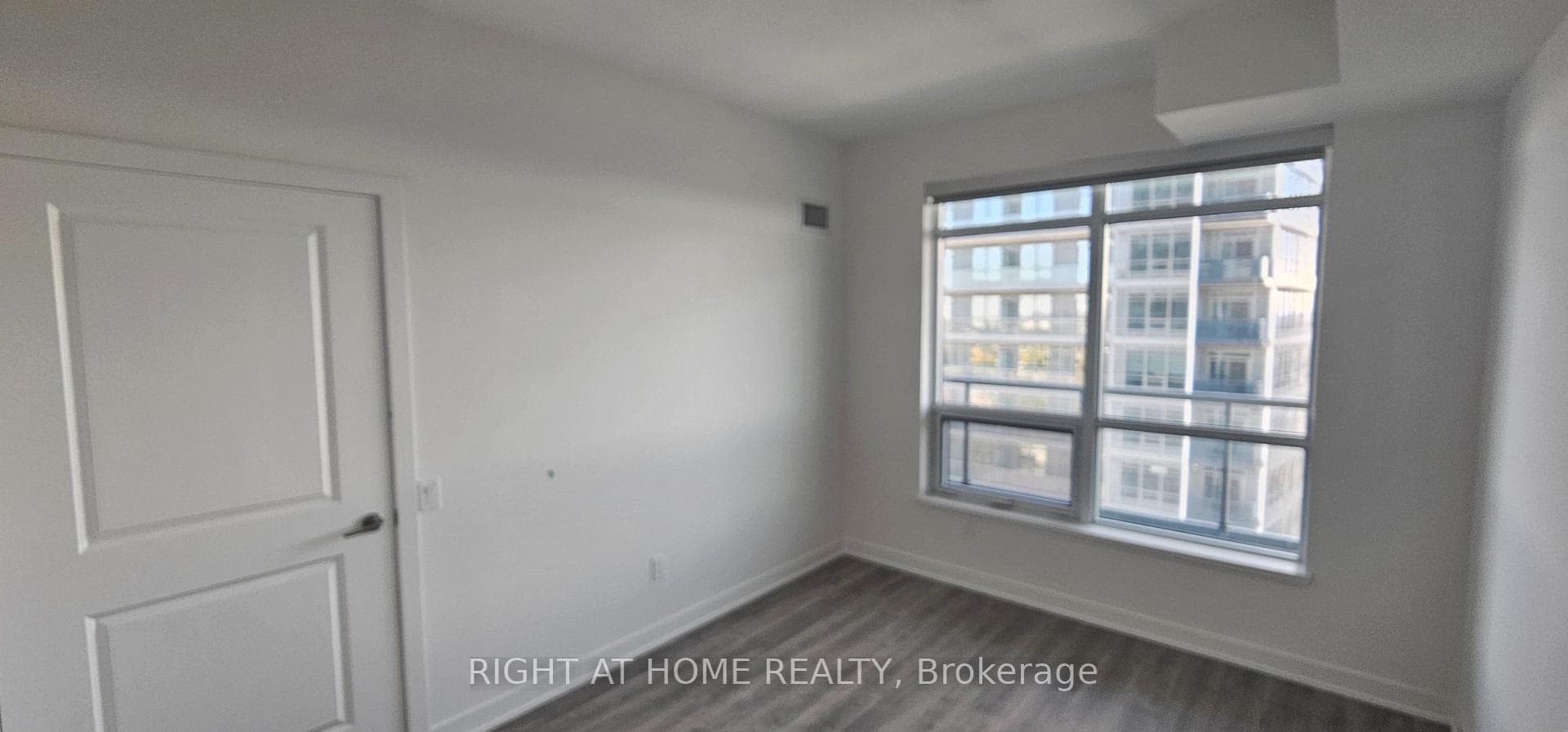 50 Upper Mall Way Unit B-1903 photo 11
