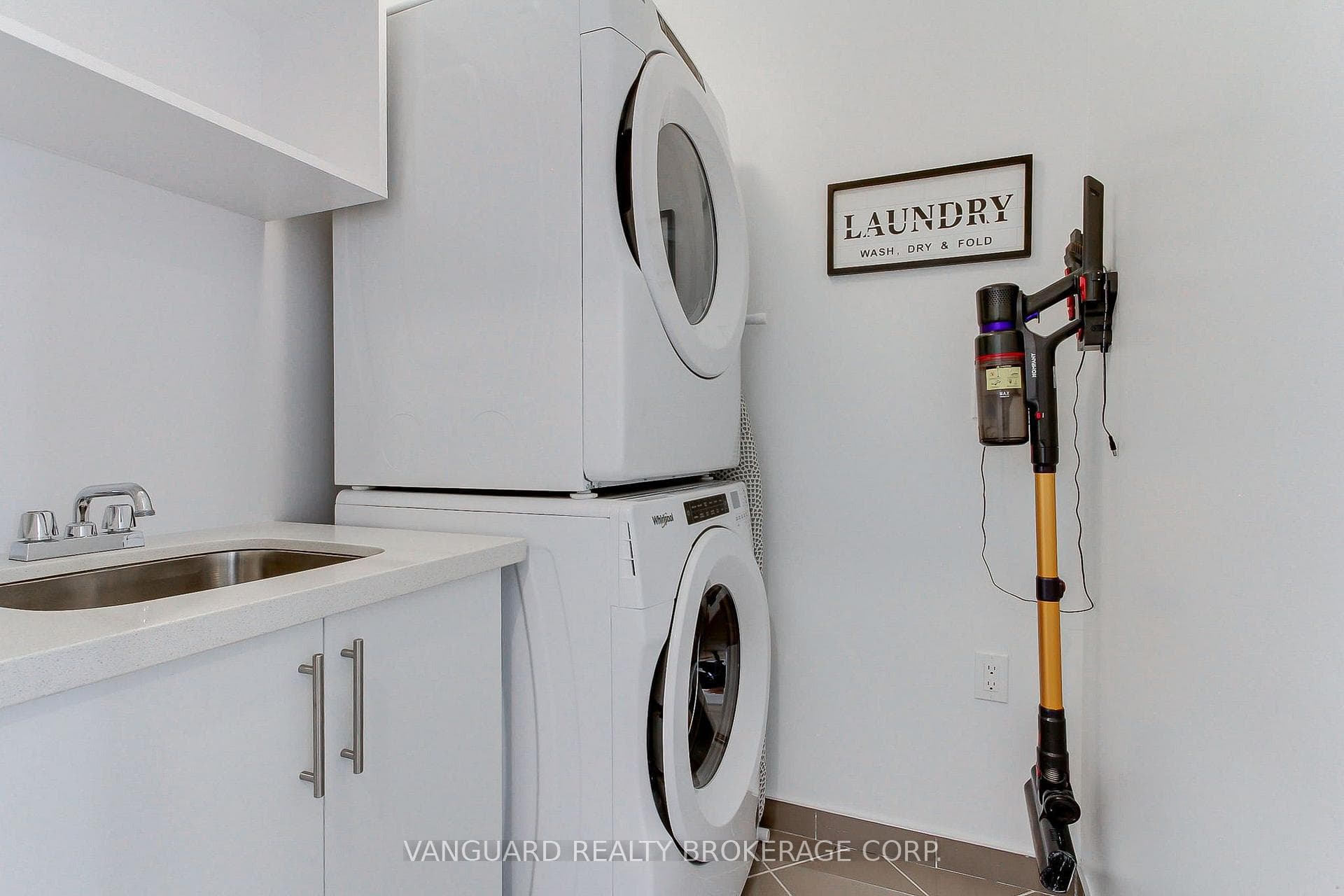 146 Landsbridge Street photo 26