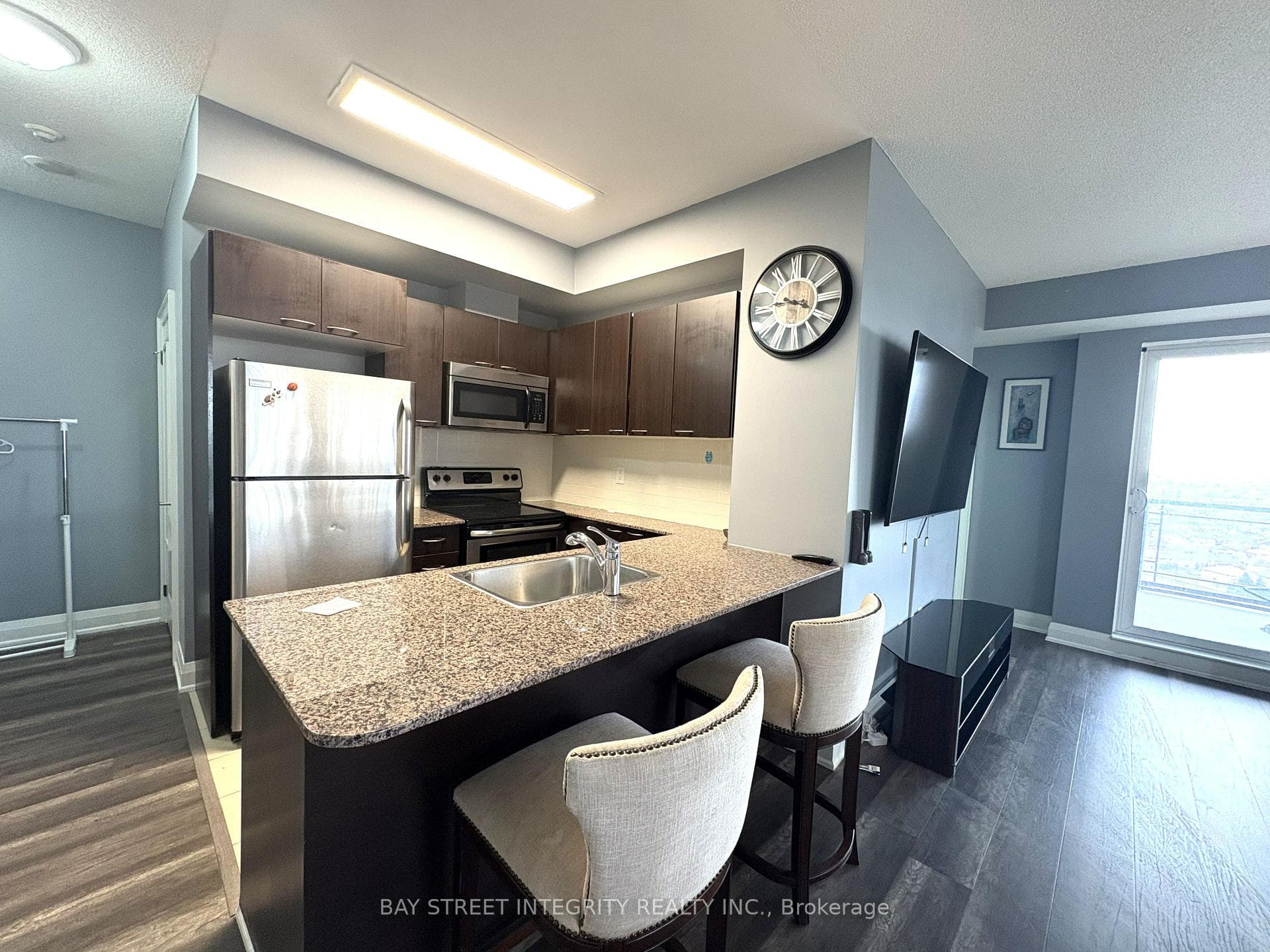 385 Prince Of Wales Drive Unit 1511 photo 6