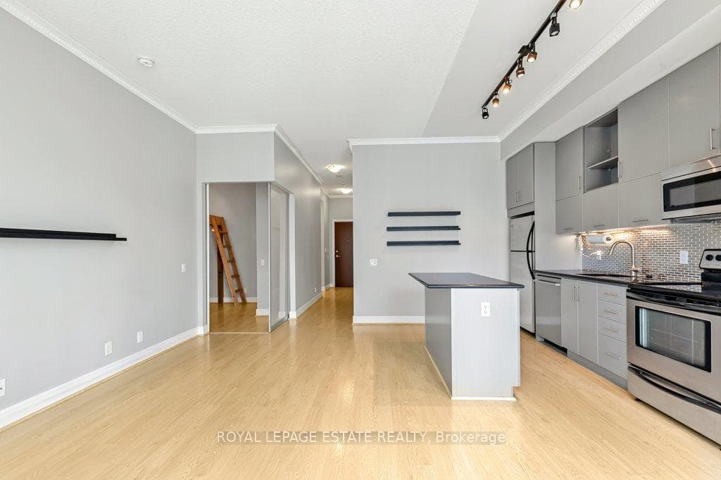 112 George Street Unit S730 photo 22