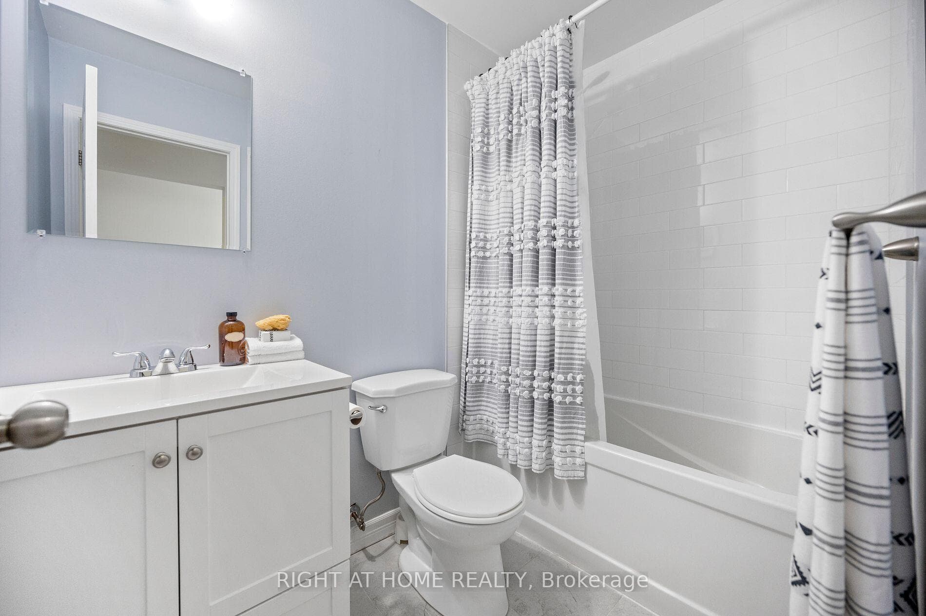 58 Sidney Belsey Crescent Unit 308 photo 23
