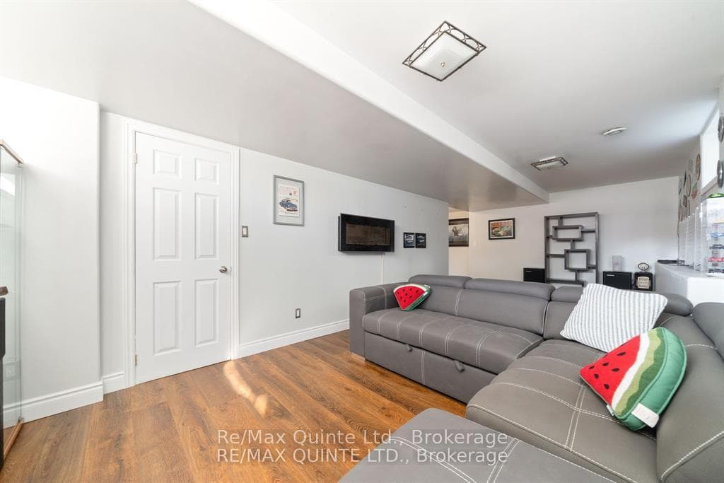 2 Marchmont Place photo 24