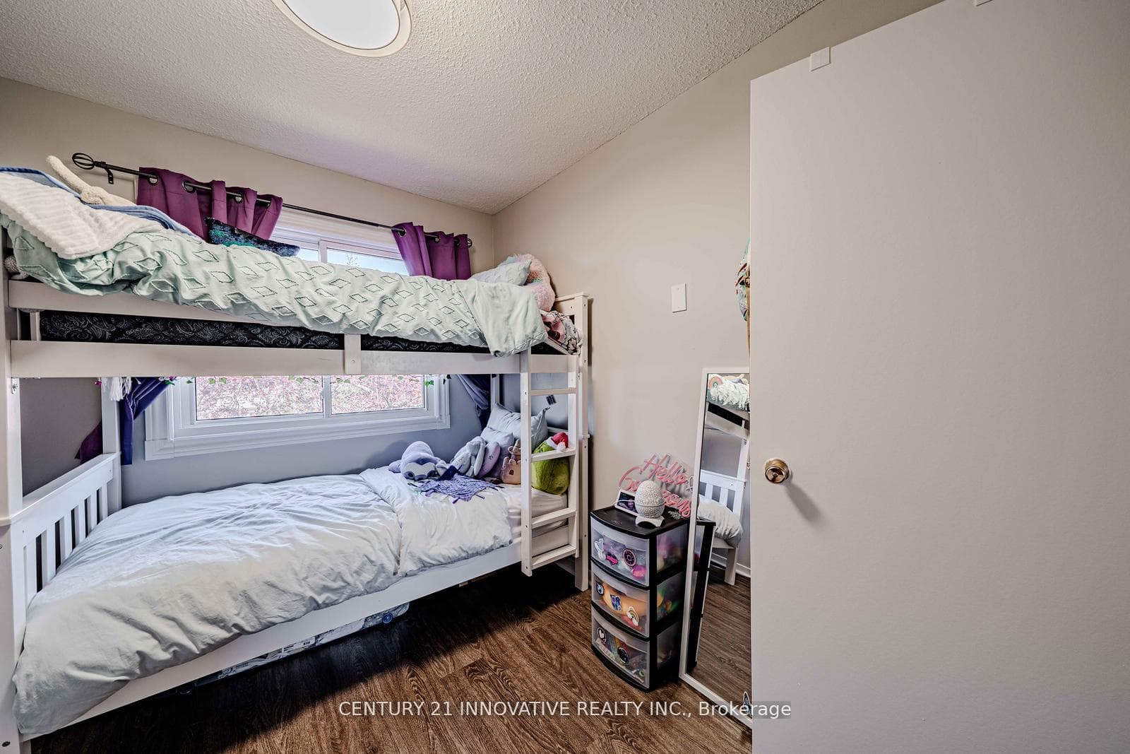 35 The Bridle Path photo 34