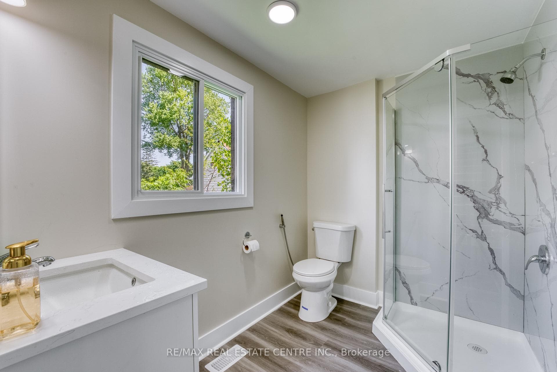 88 Lorne Avenue photo 25