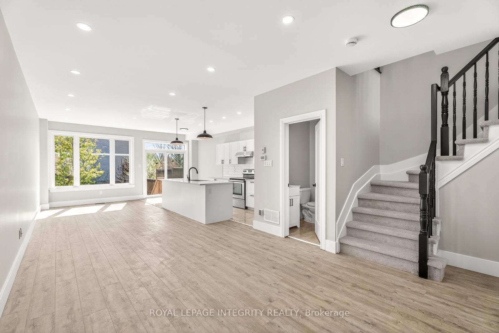 169 Desmond Trudeau Drive photo 10