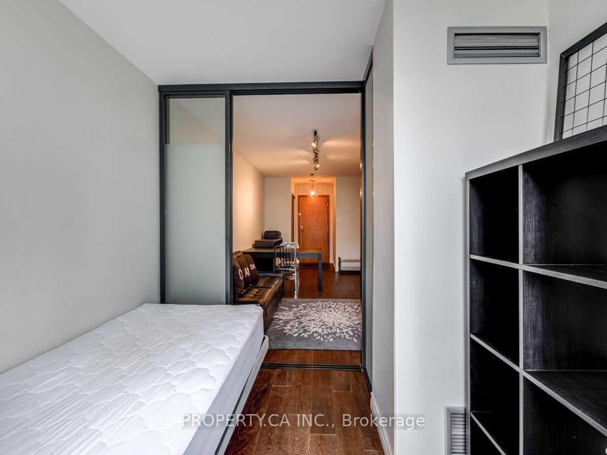 44 St Joseph Street Unit 2109 photo 9