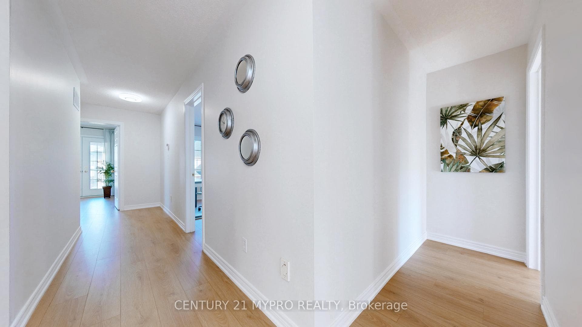 34 Ayhart Street photo 16