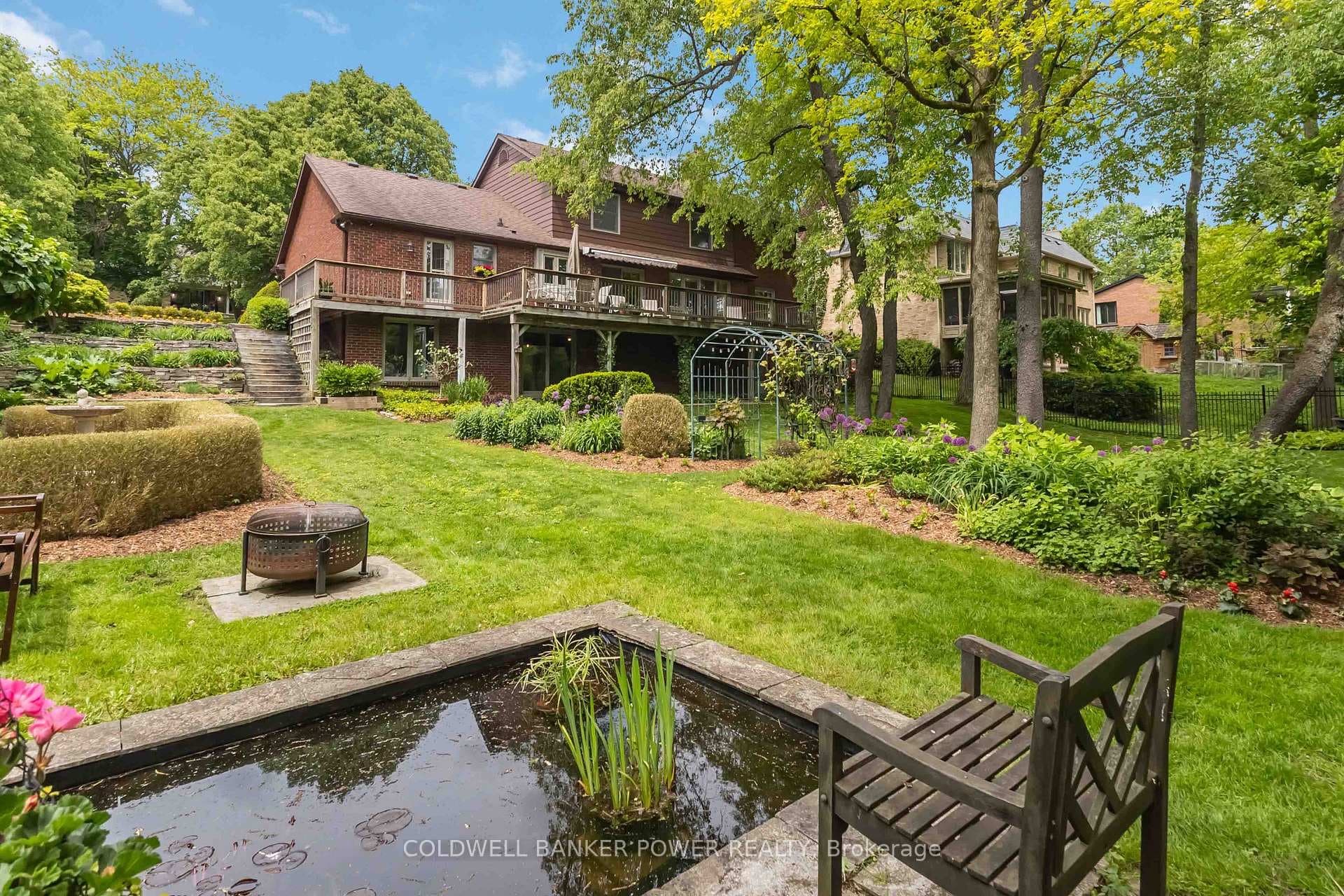 41 Hampton Crescent photo 41