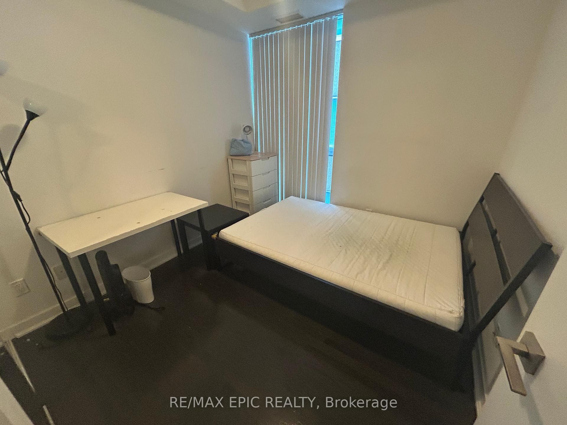 770 Bay Street Unit 702 photo 10