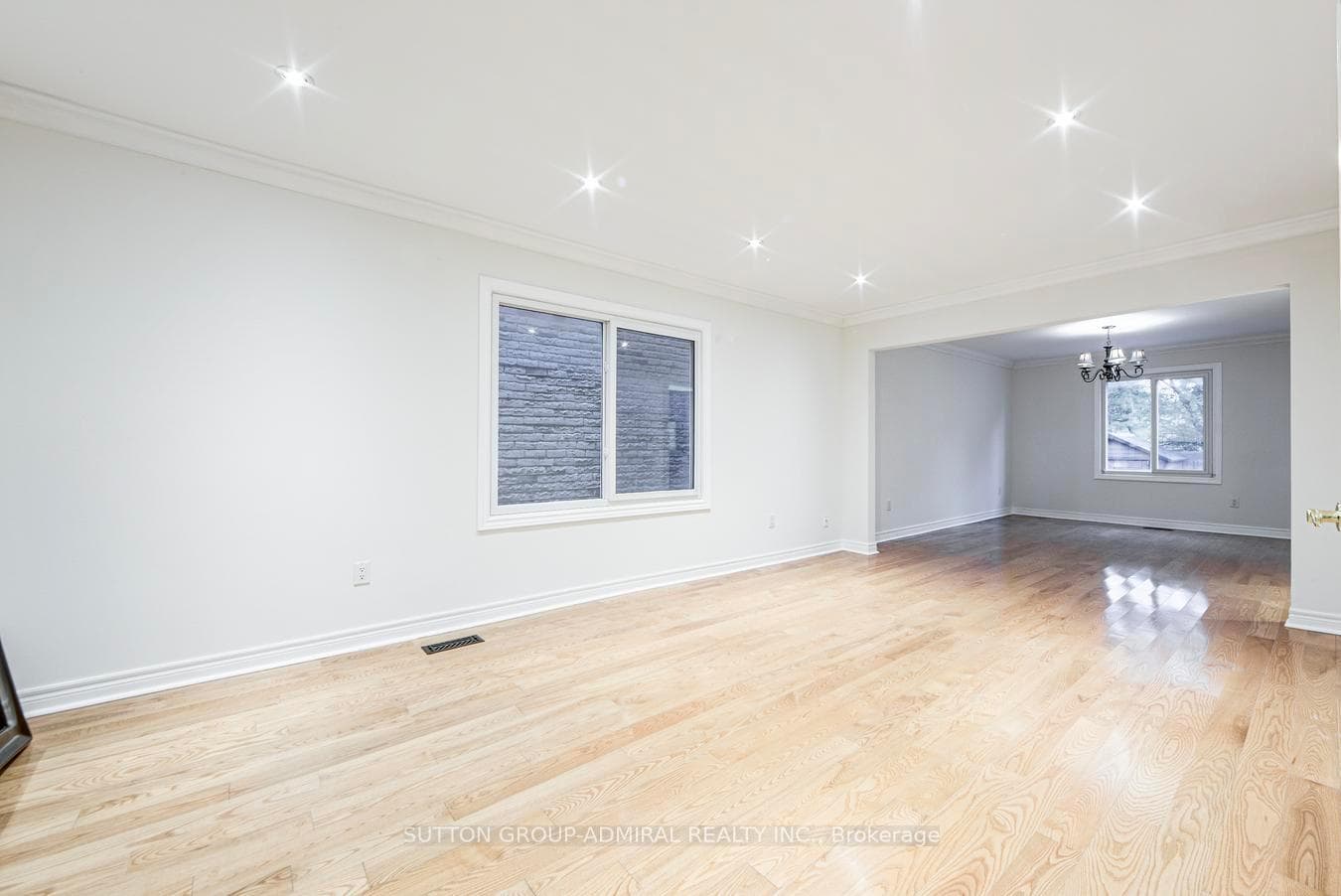 63 Croteau Crescent photo 9