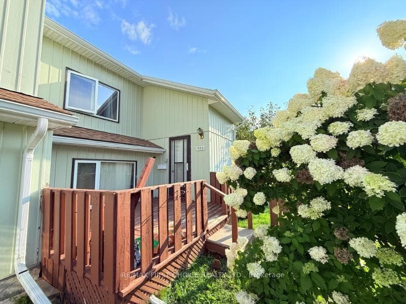 580 Pasteur Road photo 1