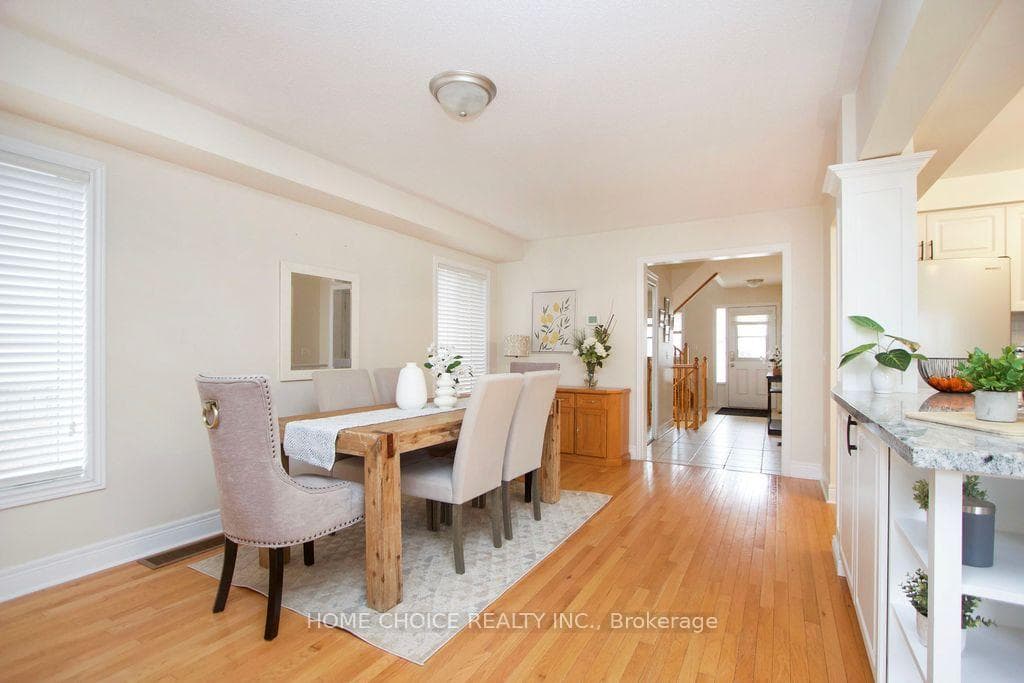 200 Bathgate Crescent photo 7