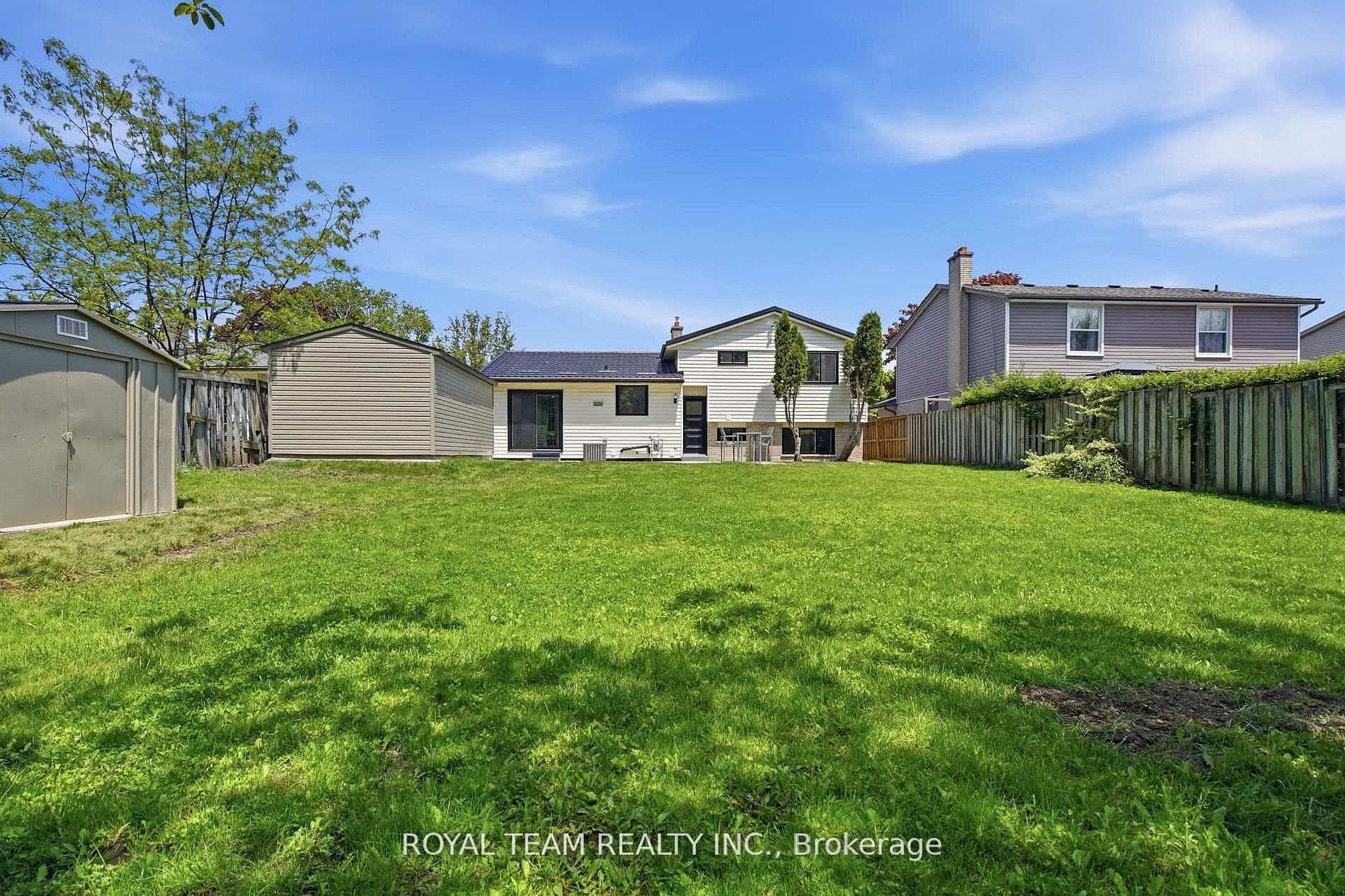 653 Steeplechase Drive photo 45
