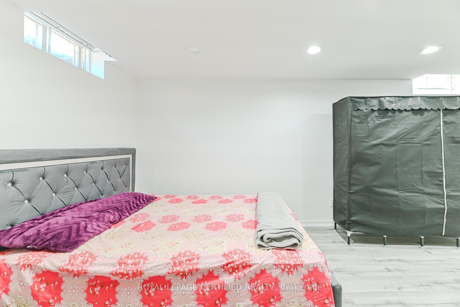 37 Newbridge Crescent photo 41