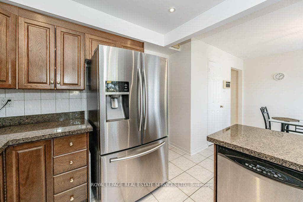 1701 Willow Way Unit Upper photo 17