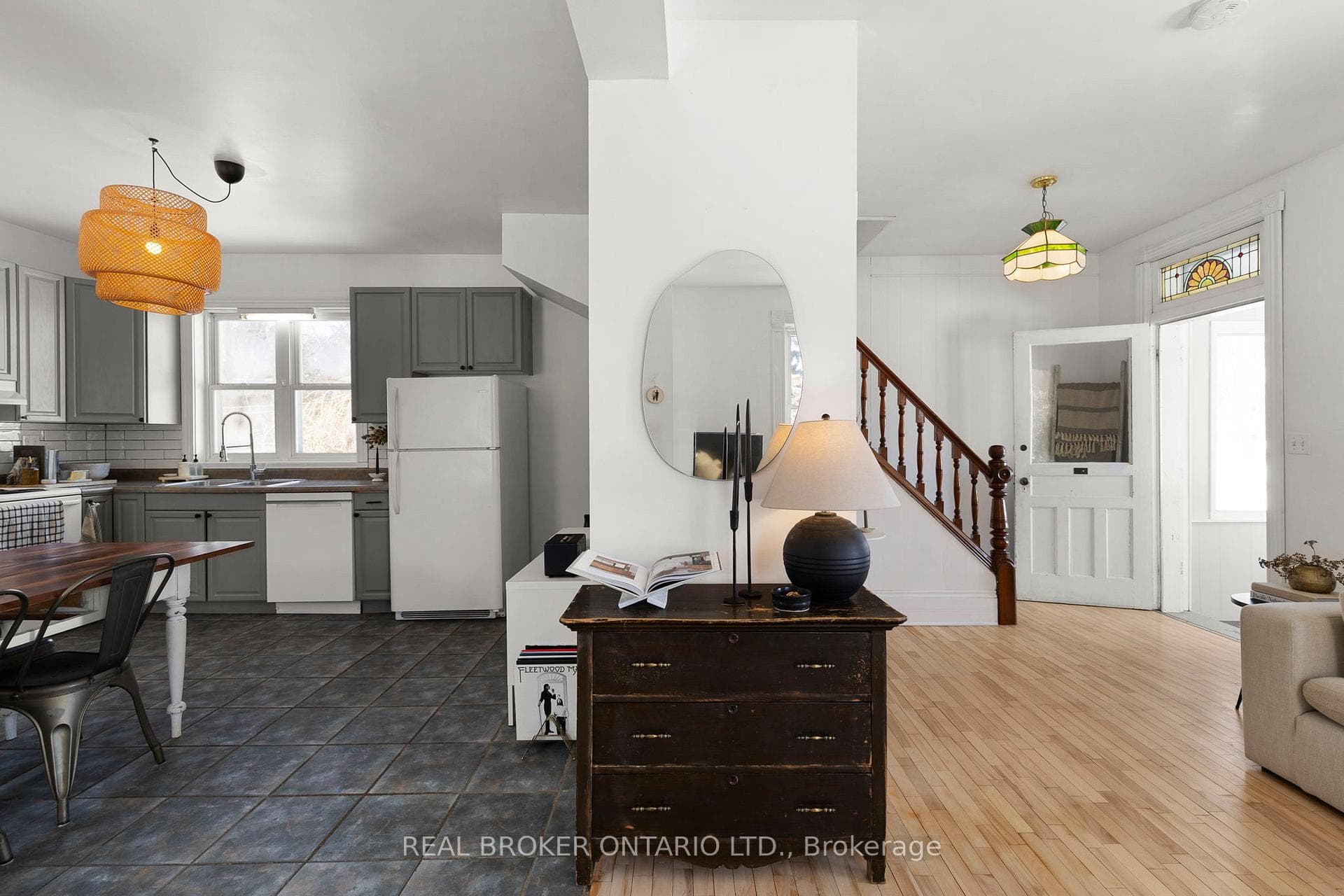 25 Maddison Street photo 9