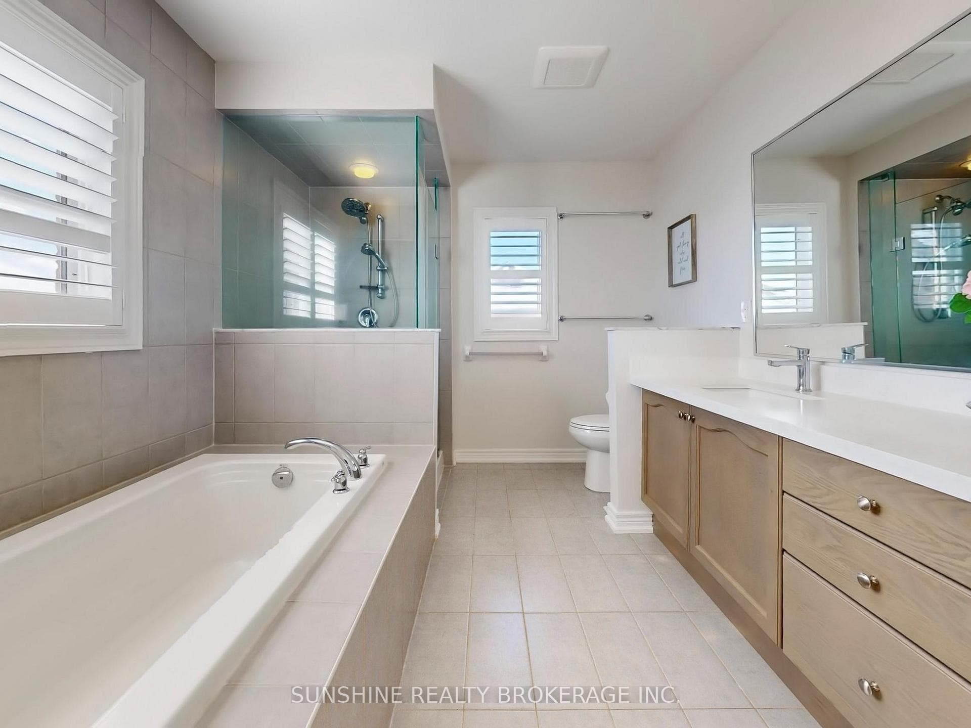 7 Cecil Crescent photo 22