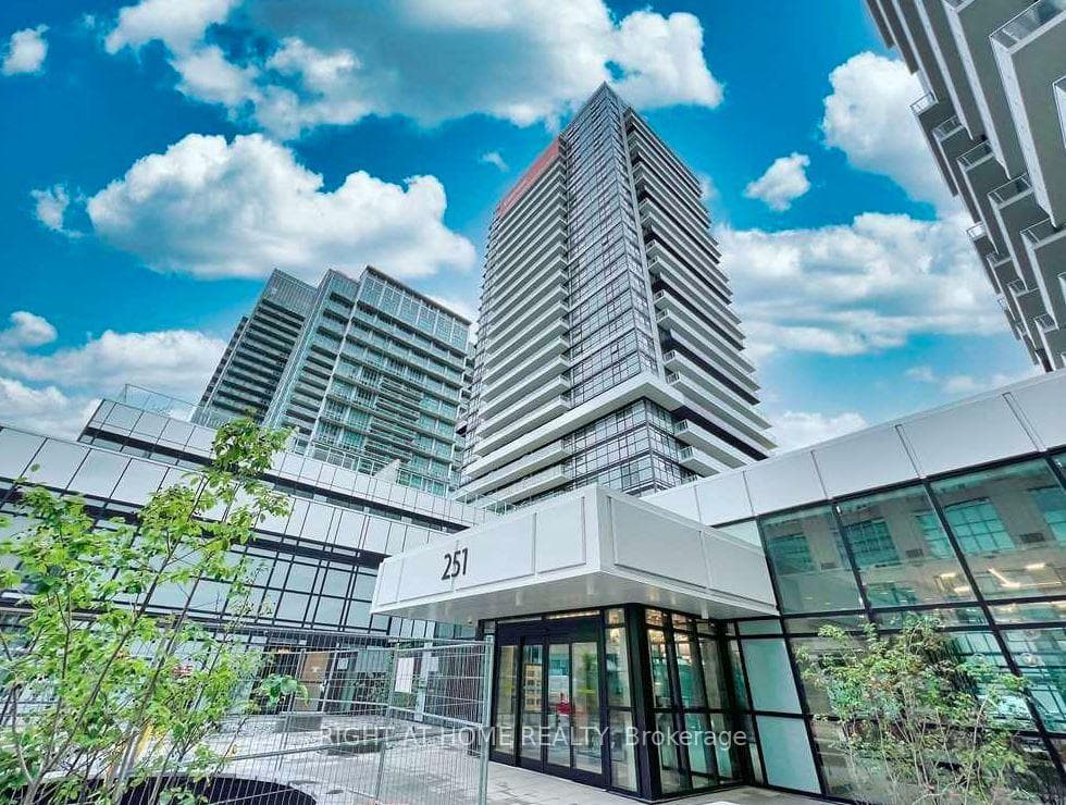 251 Manitoba Street Unit 103 photo 32