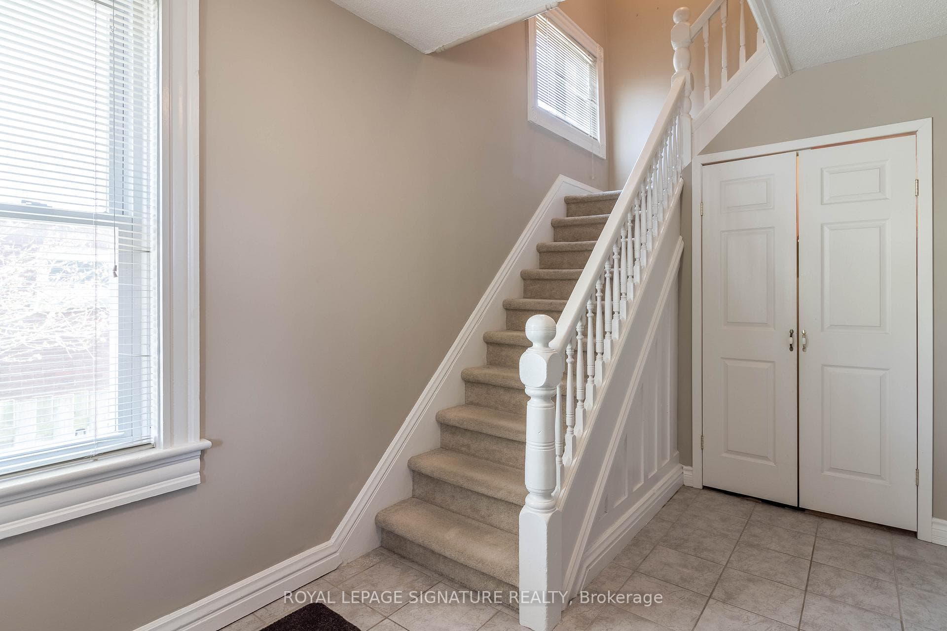 23 Sullivan Avenue photo 26