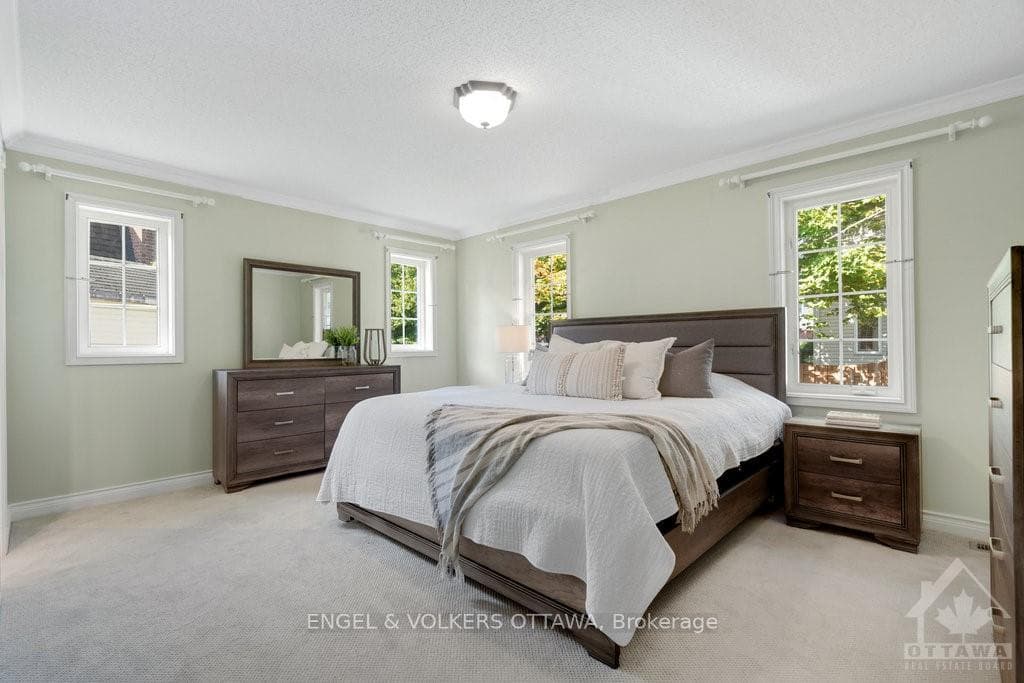 6 CARBERY Drive photo 15
