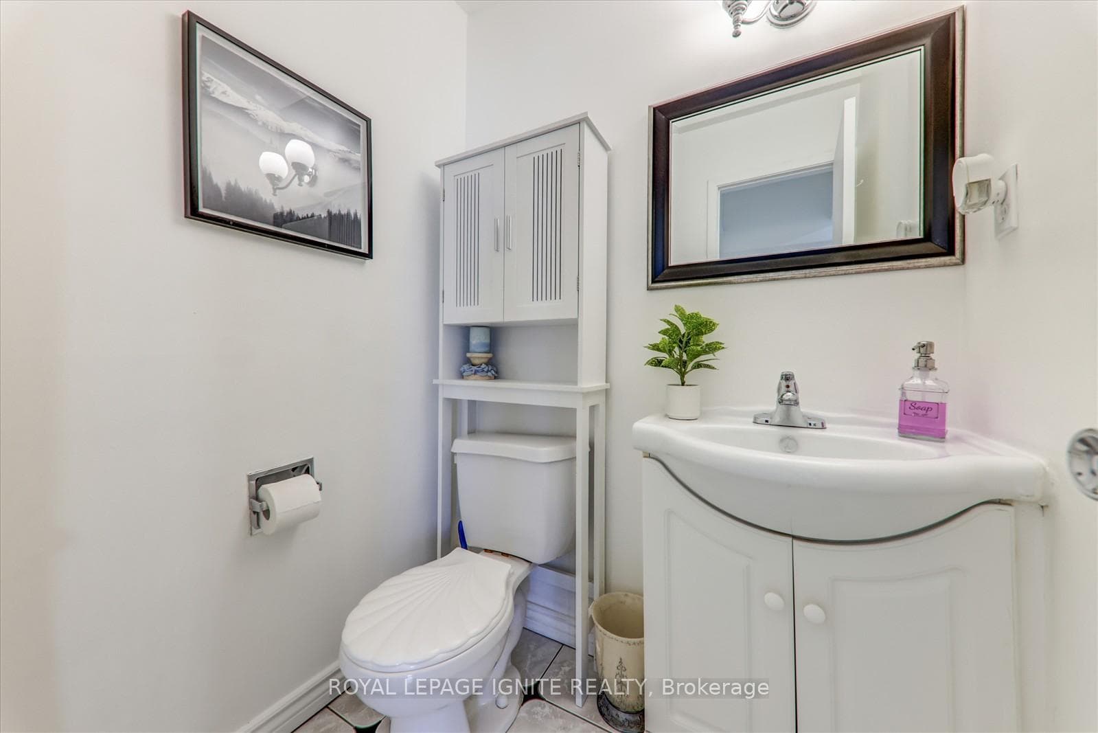 7 Halfway Avenue photo 15