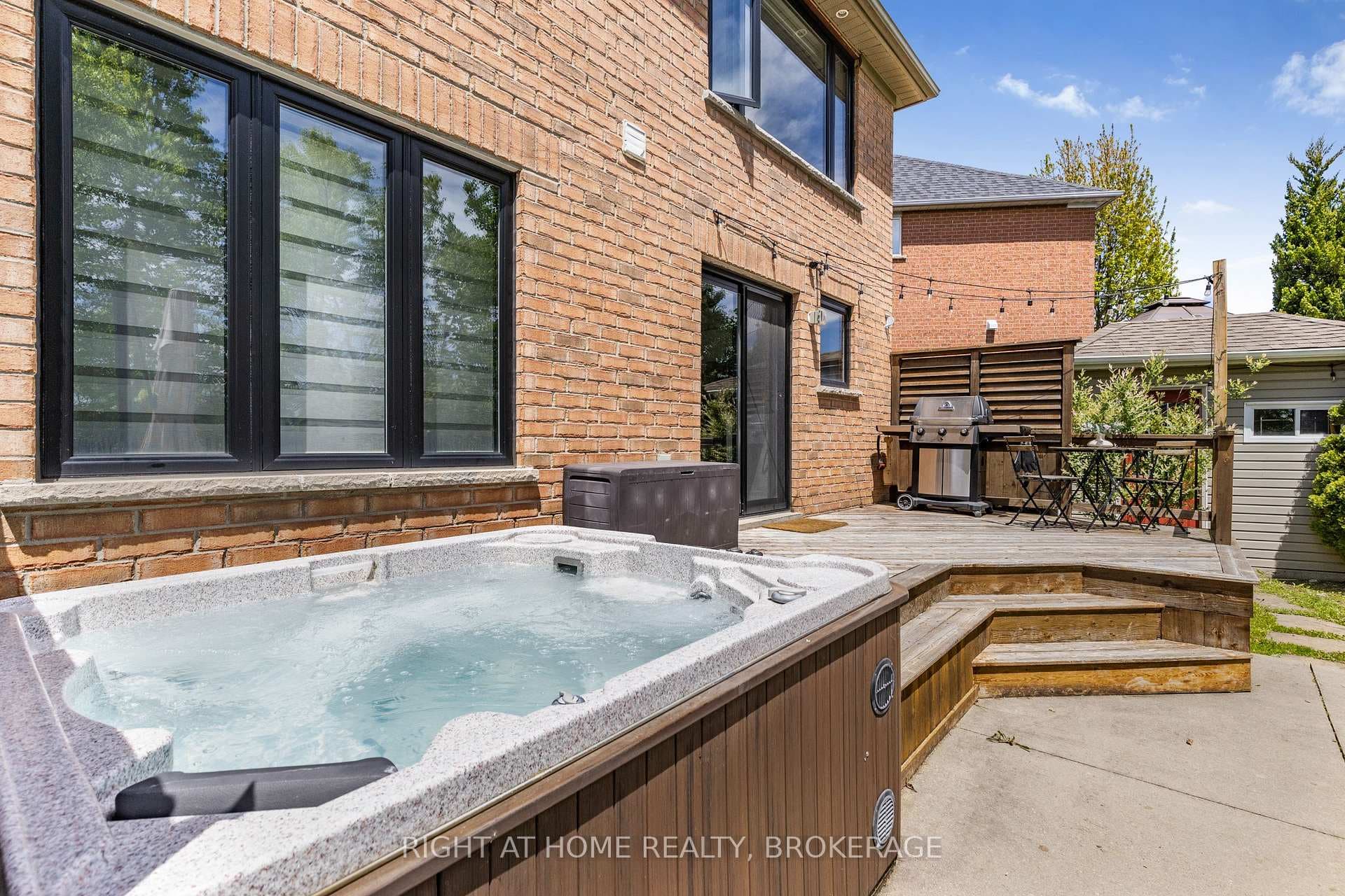 20 Brambirch Crescent photo 35