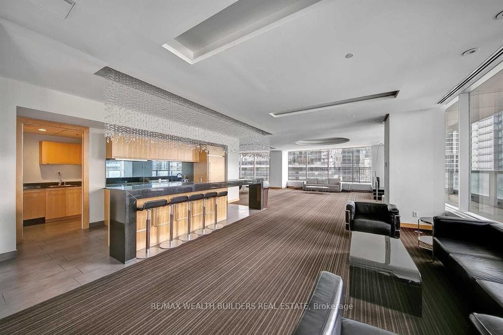 55 Bremner Boulevard Unit 2508 photo 19