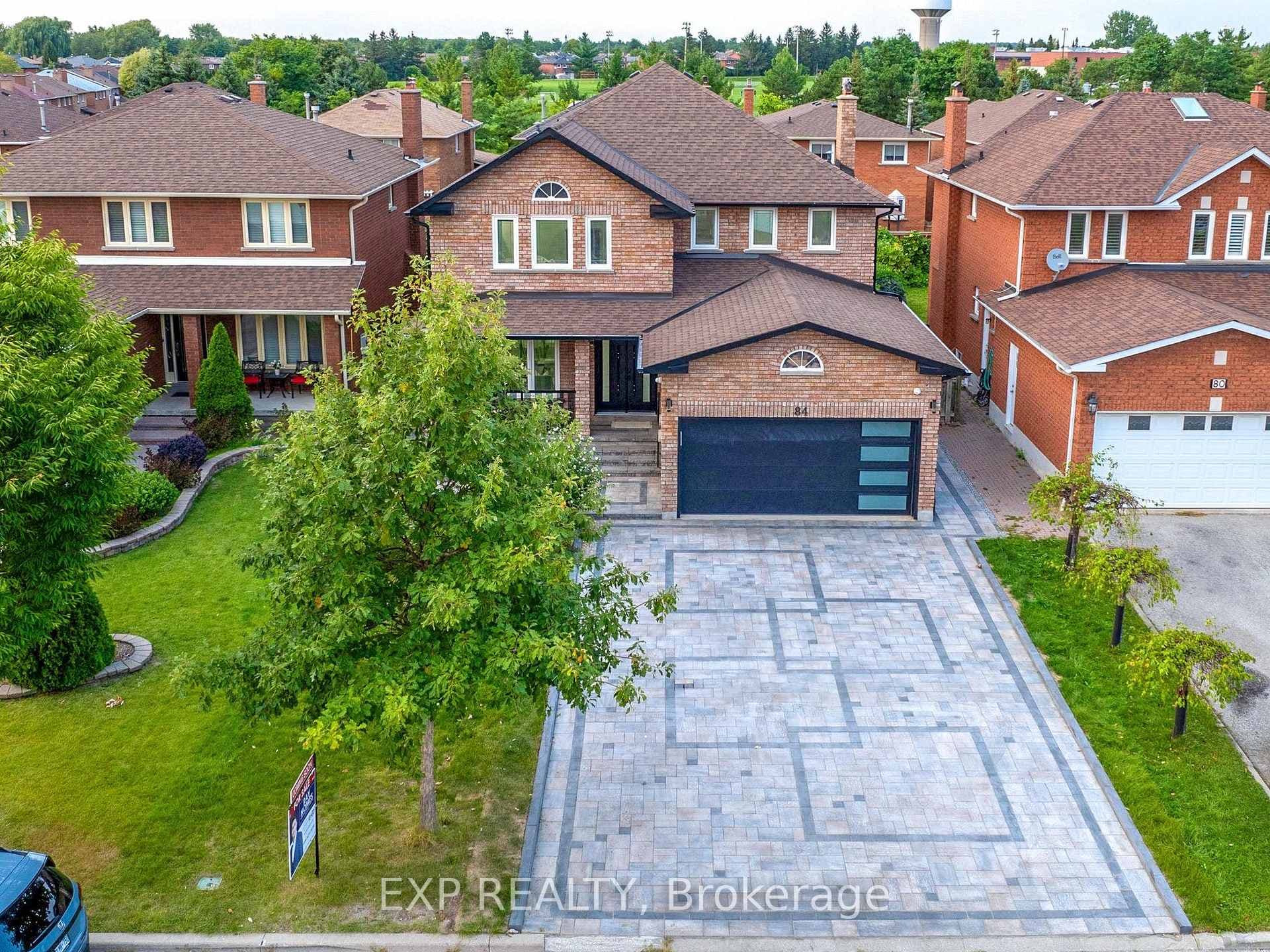 84 Burgosa Court photo 1