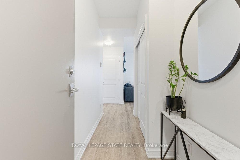 40 Esplanade Lane Unit 406 photo 9