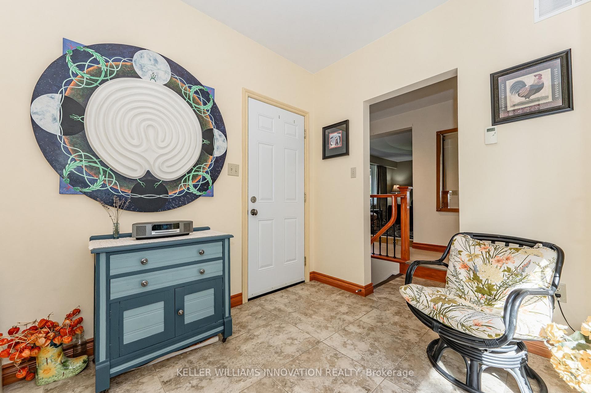 82 Strathcona Crescent photo 23