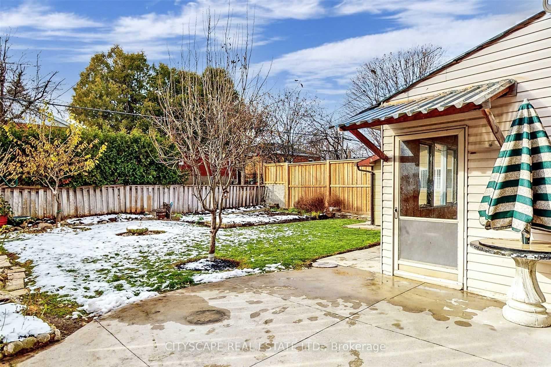 14 Beacon Road photo 15
