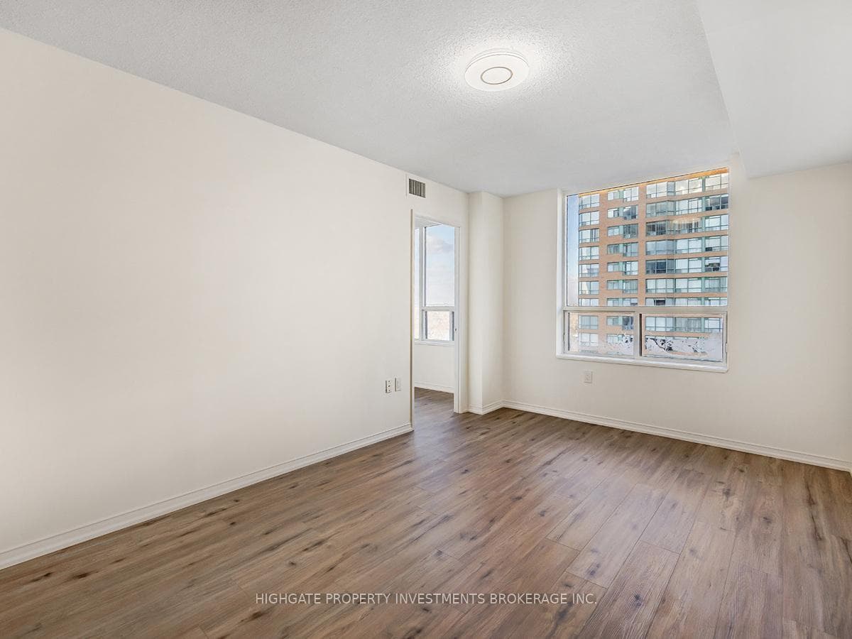 1270 MAPLE CROSSING Boulevard Unit 1203 photo 16