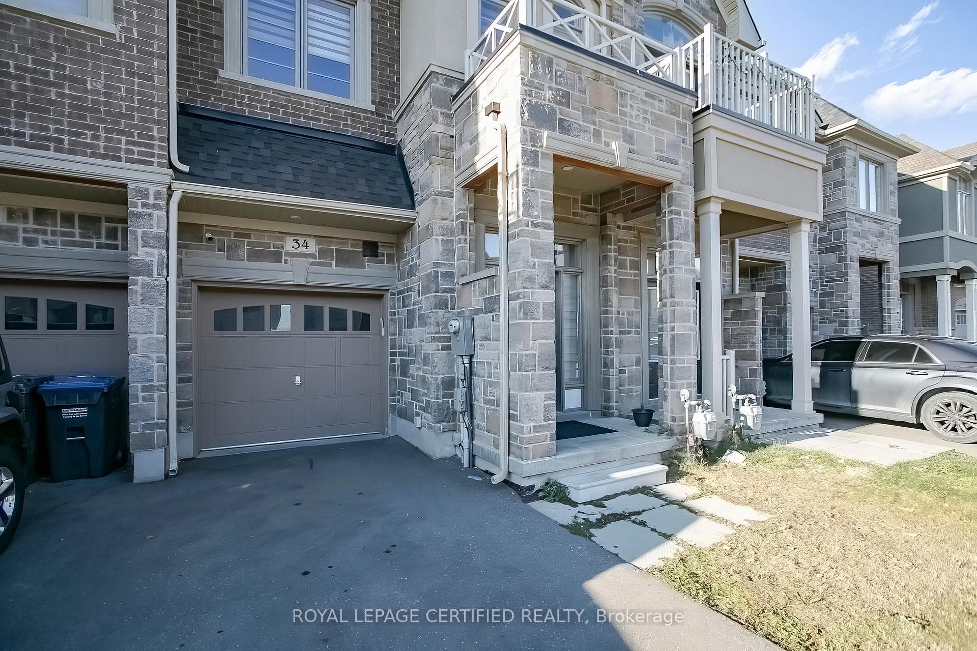 34 Dalbeattie Drive photo 3