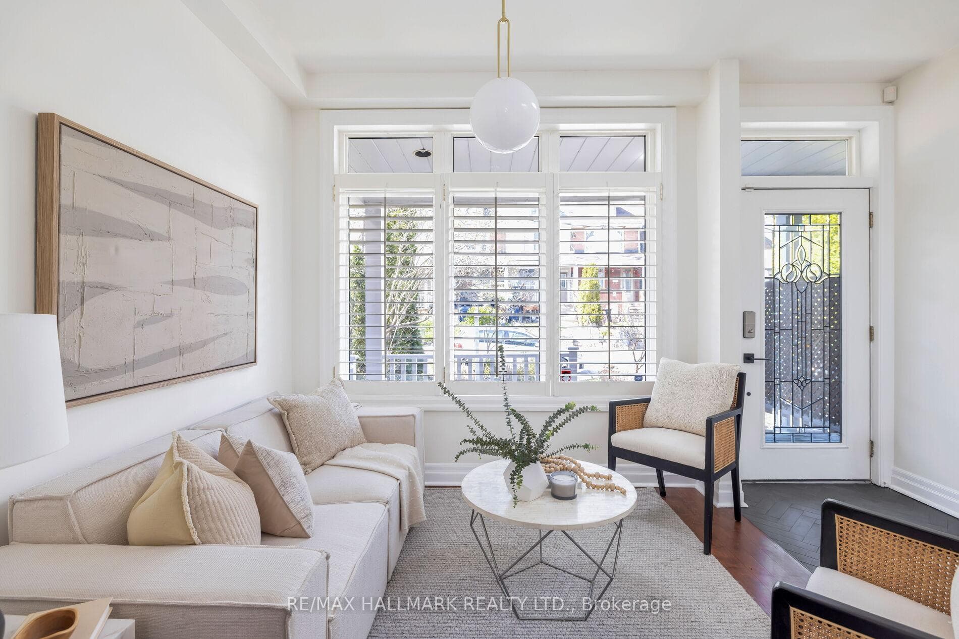 39 Burgess Avenue photo 4