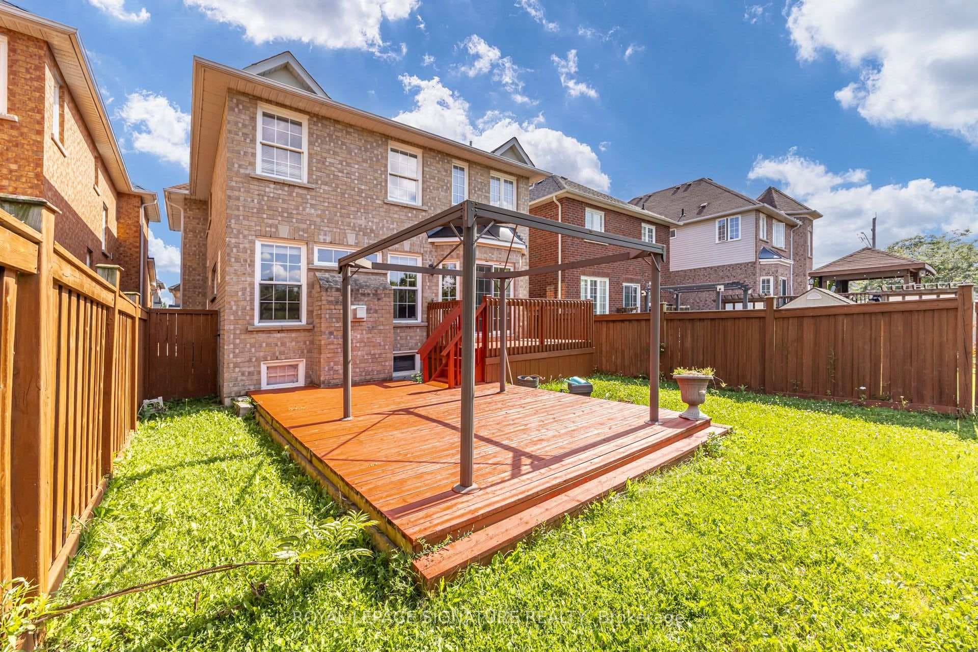 44 Selby Drive photo 48