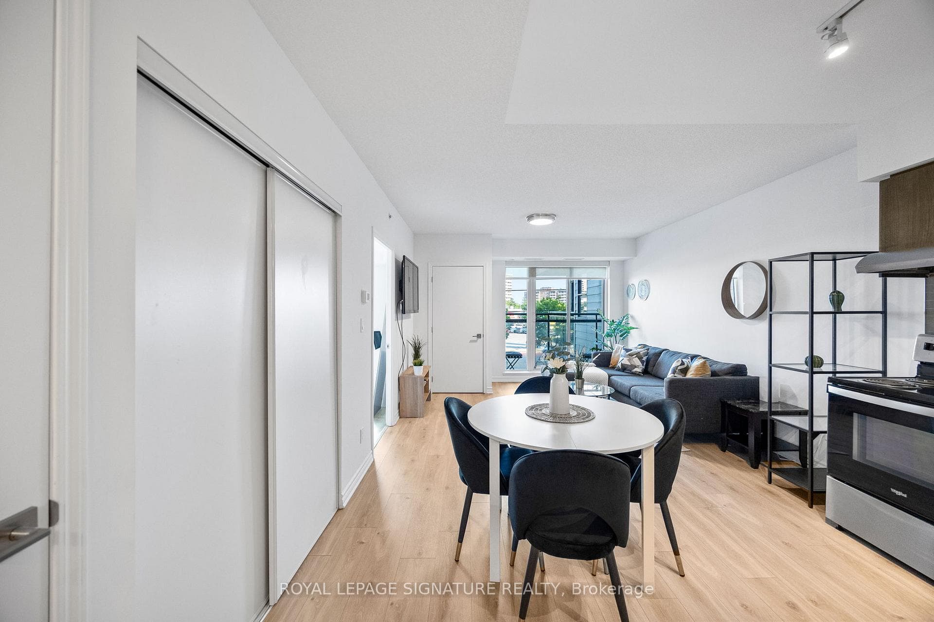 1 Falaise Road Unit 214 photo 20