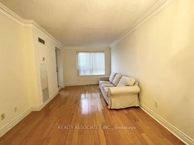 2 Clairtrell Road Unit 912 photo 14