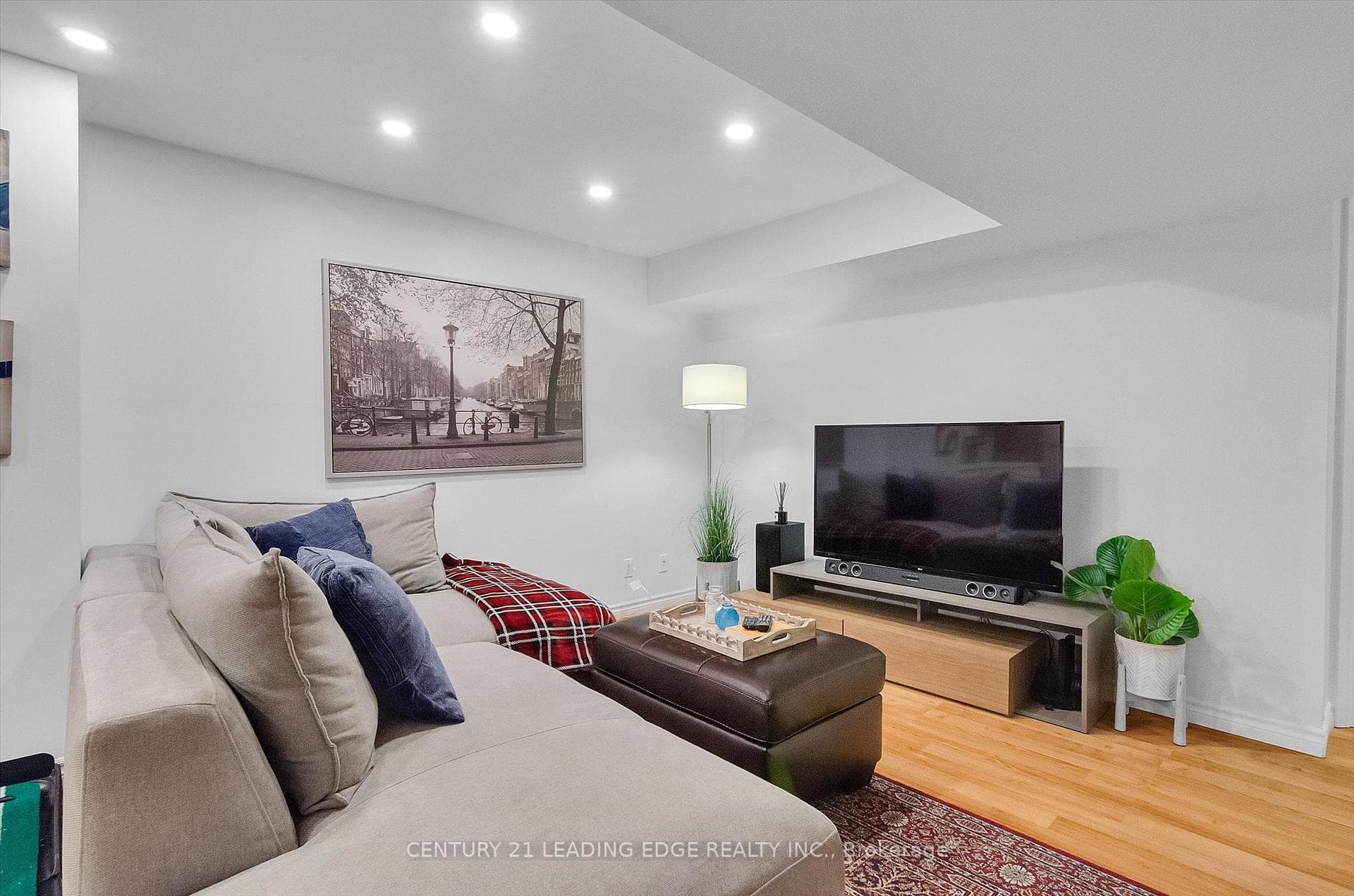31 Woodcock Avenue photo 30