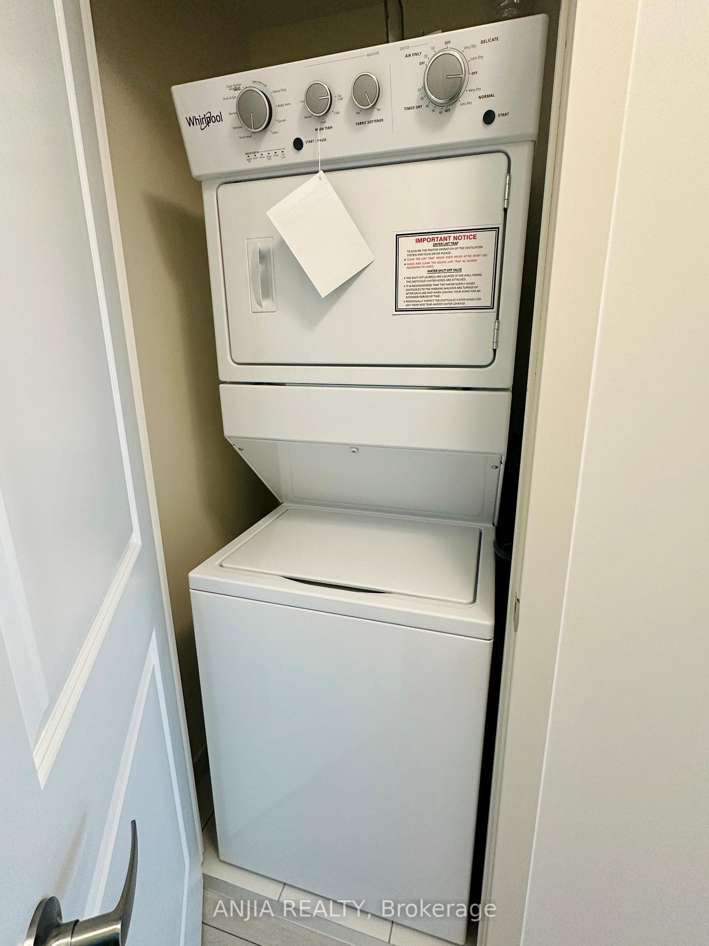 4955 Yonge Street Unit 2220 photo 9