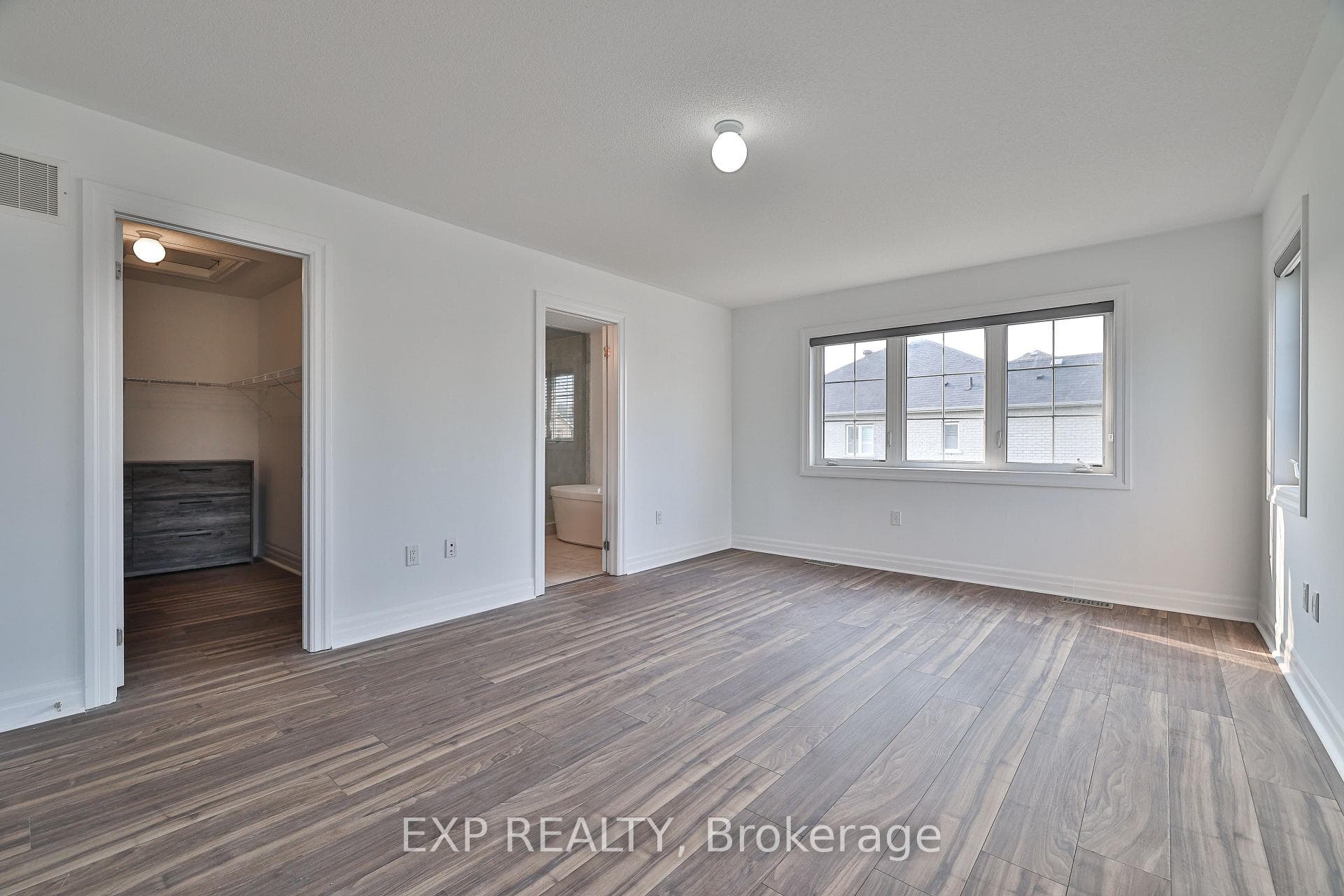 1487 Farrow Cres Crescent photo 23
