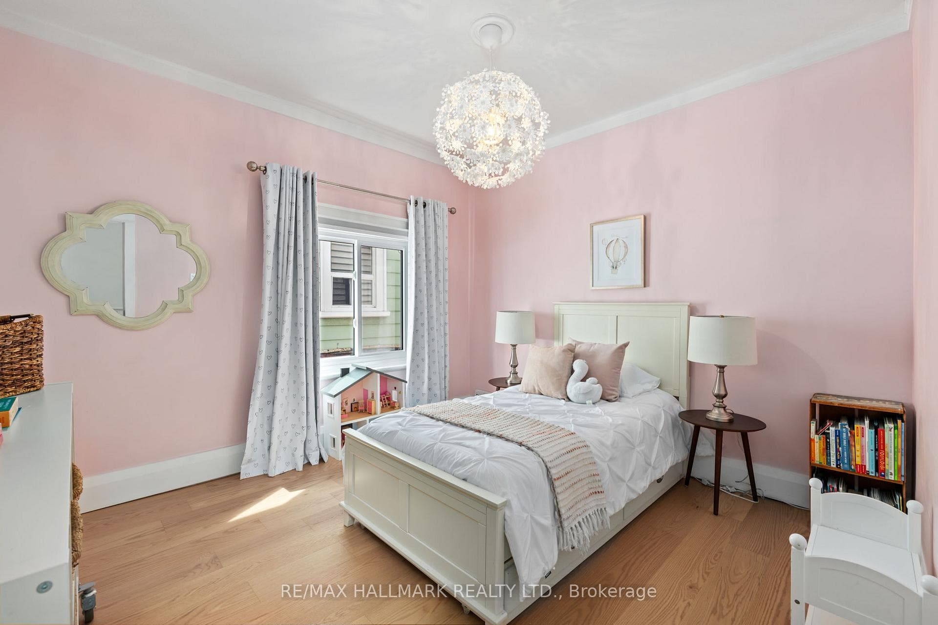 424 Kingston Road photo 20