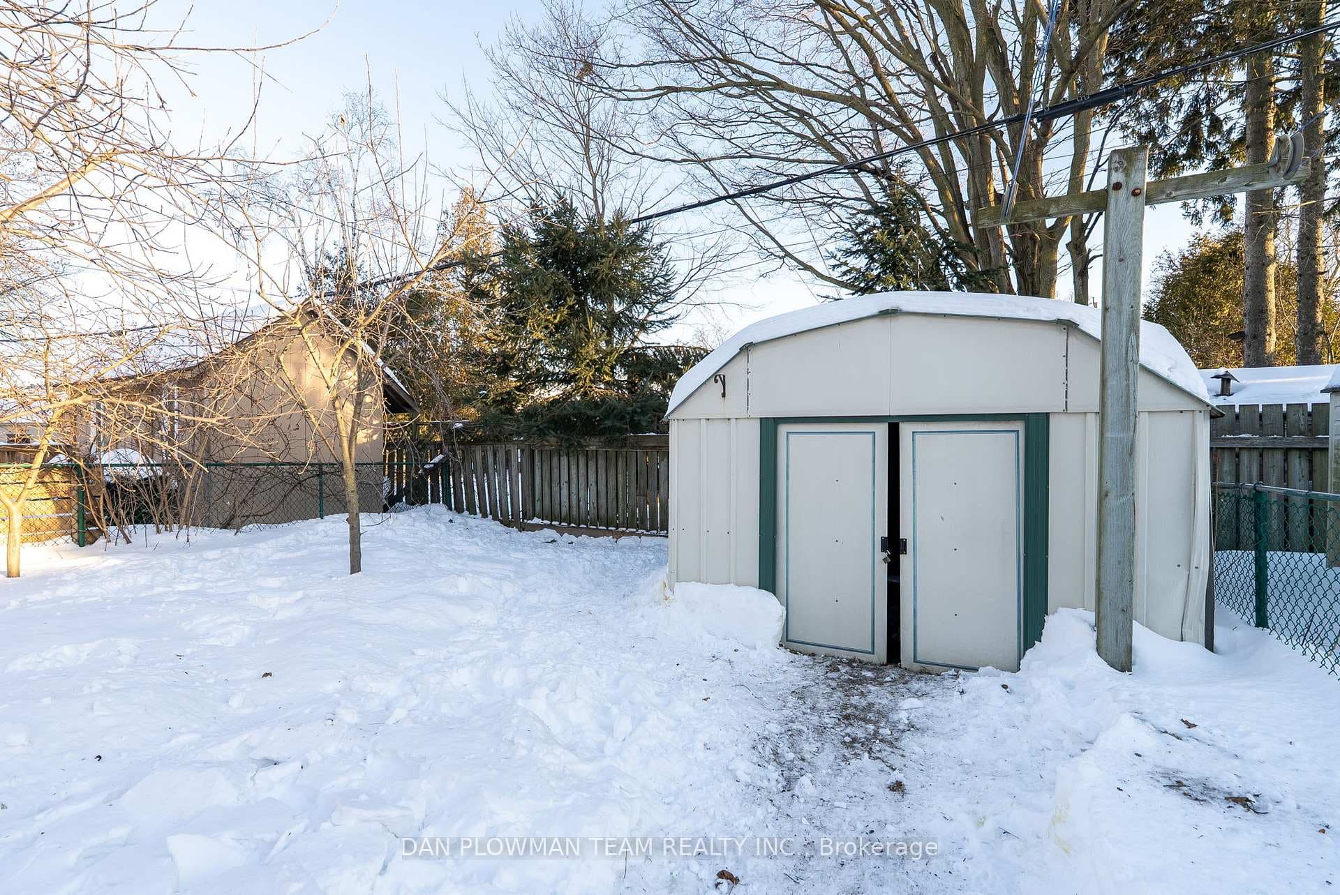 101 Russett Avenue photo 40