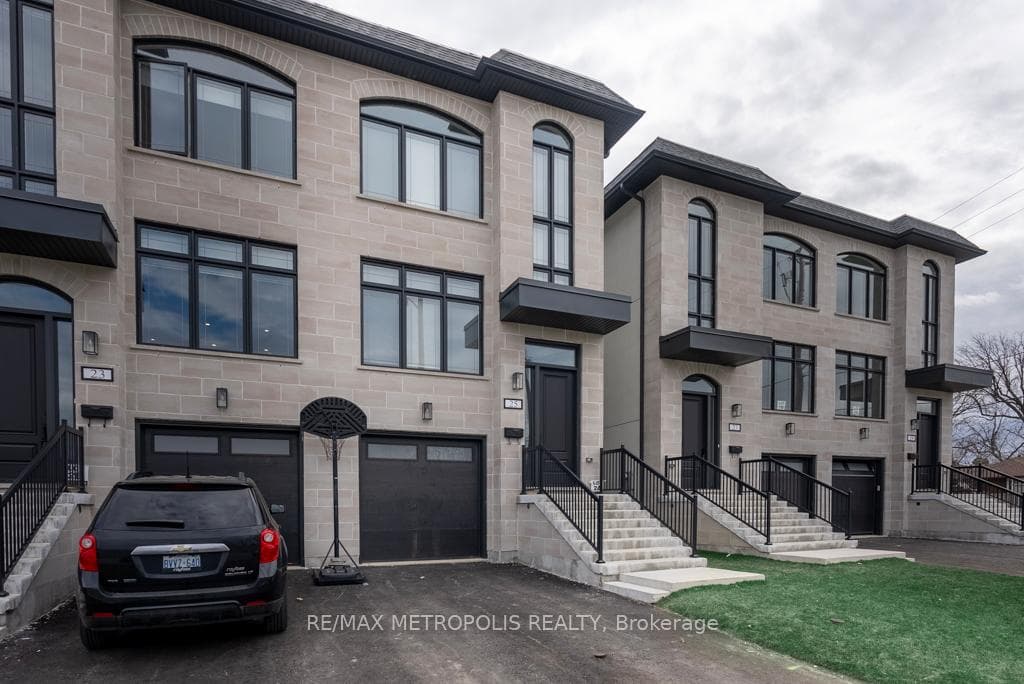 25 Antonio Court Unit Main photo 3