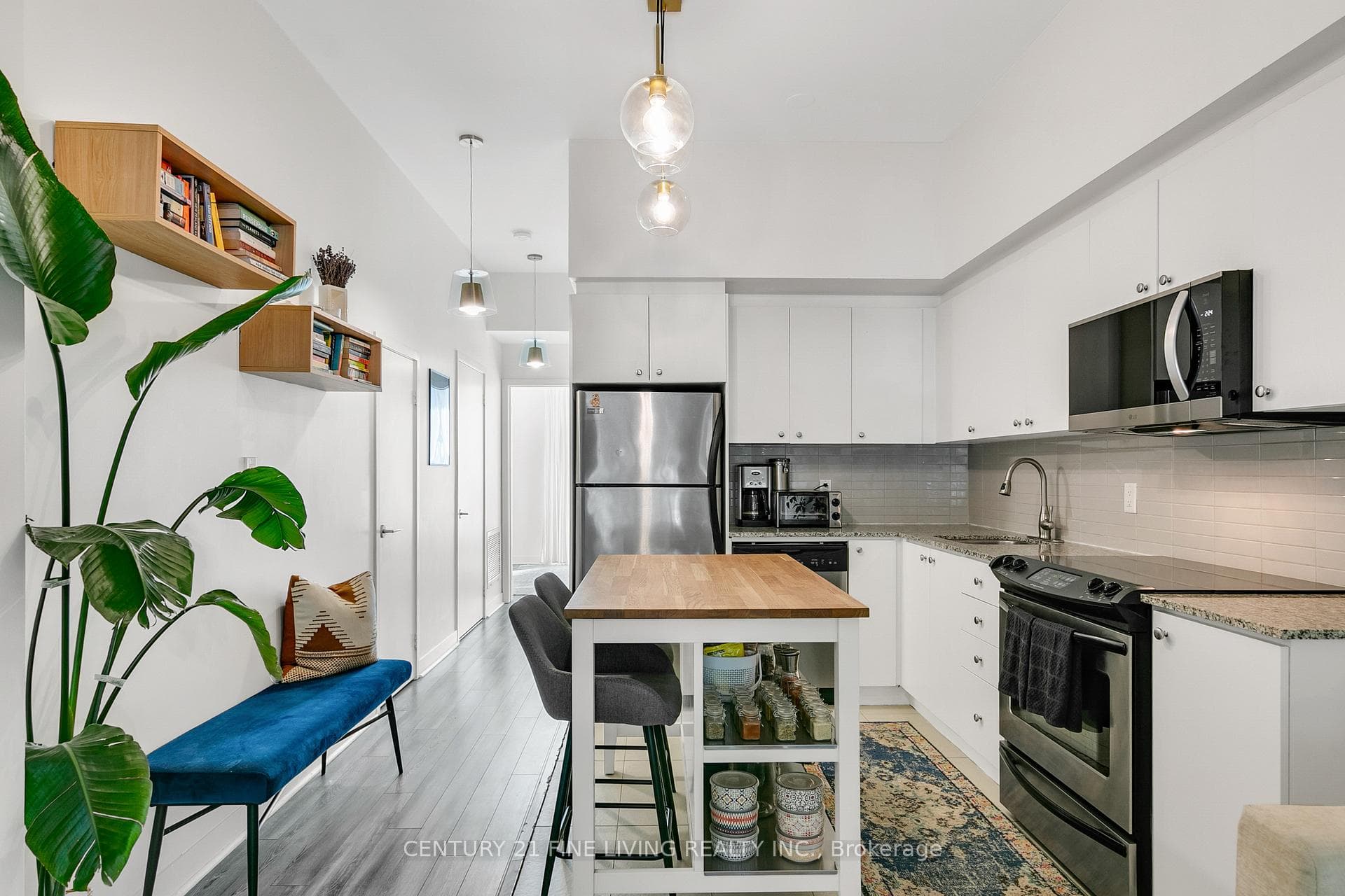 34 Boston Avenue Unit 2 photo 1
