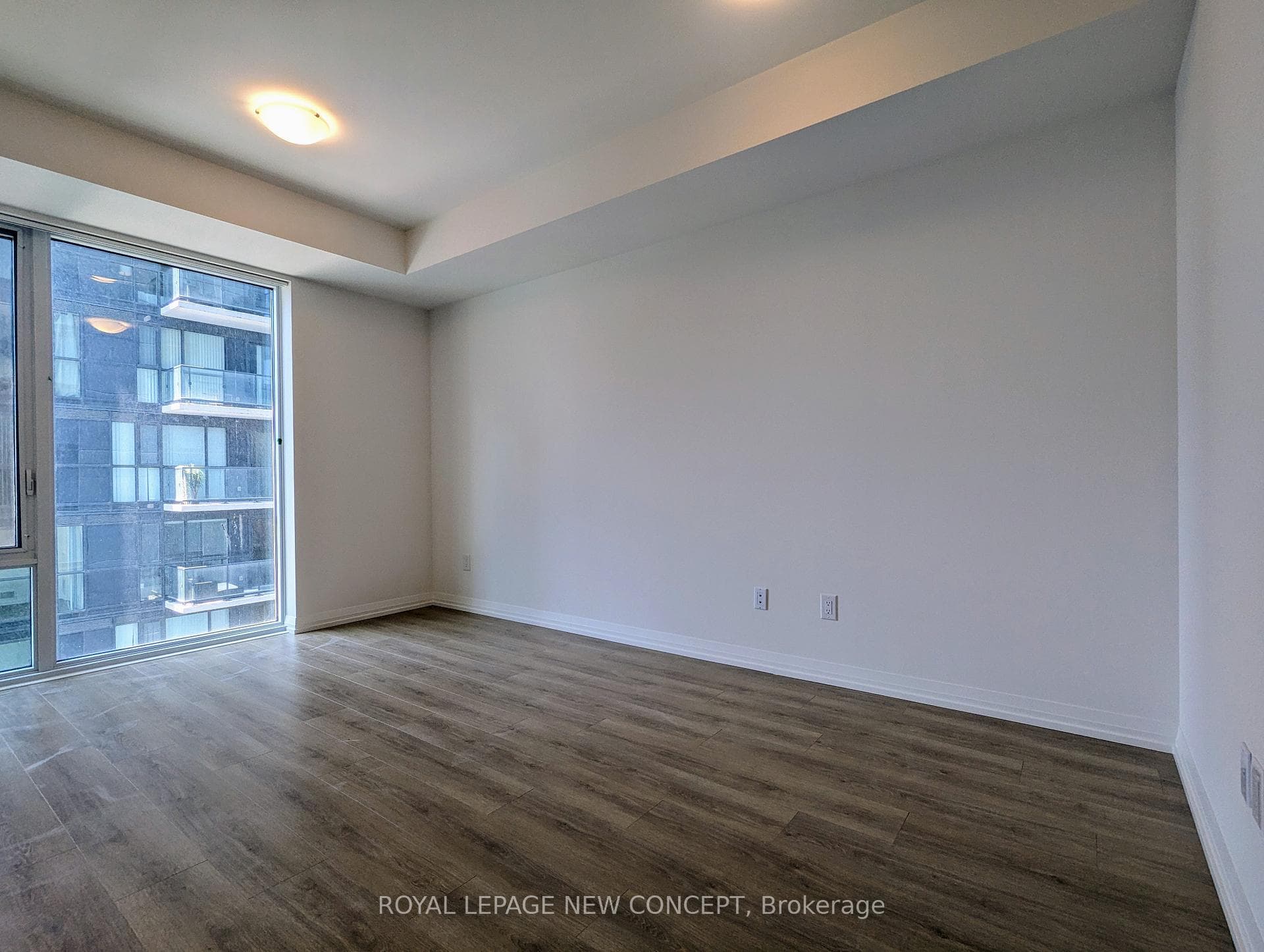 8 Widmer Street Unit 2915 photo 4